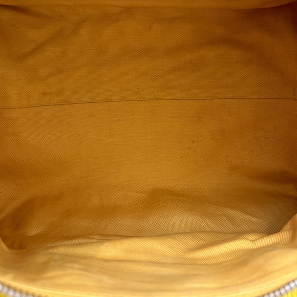 Gucci - Interlocking GG Small Convertible Duffle Bag in Crinkle Yellow Leather - Picture 9 of 16